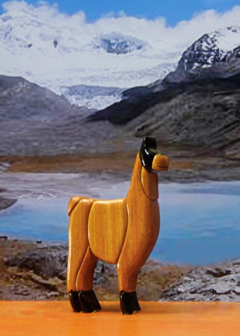 woodflair_as-02-stylized-llama_1-e1697968568409